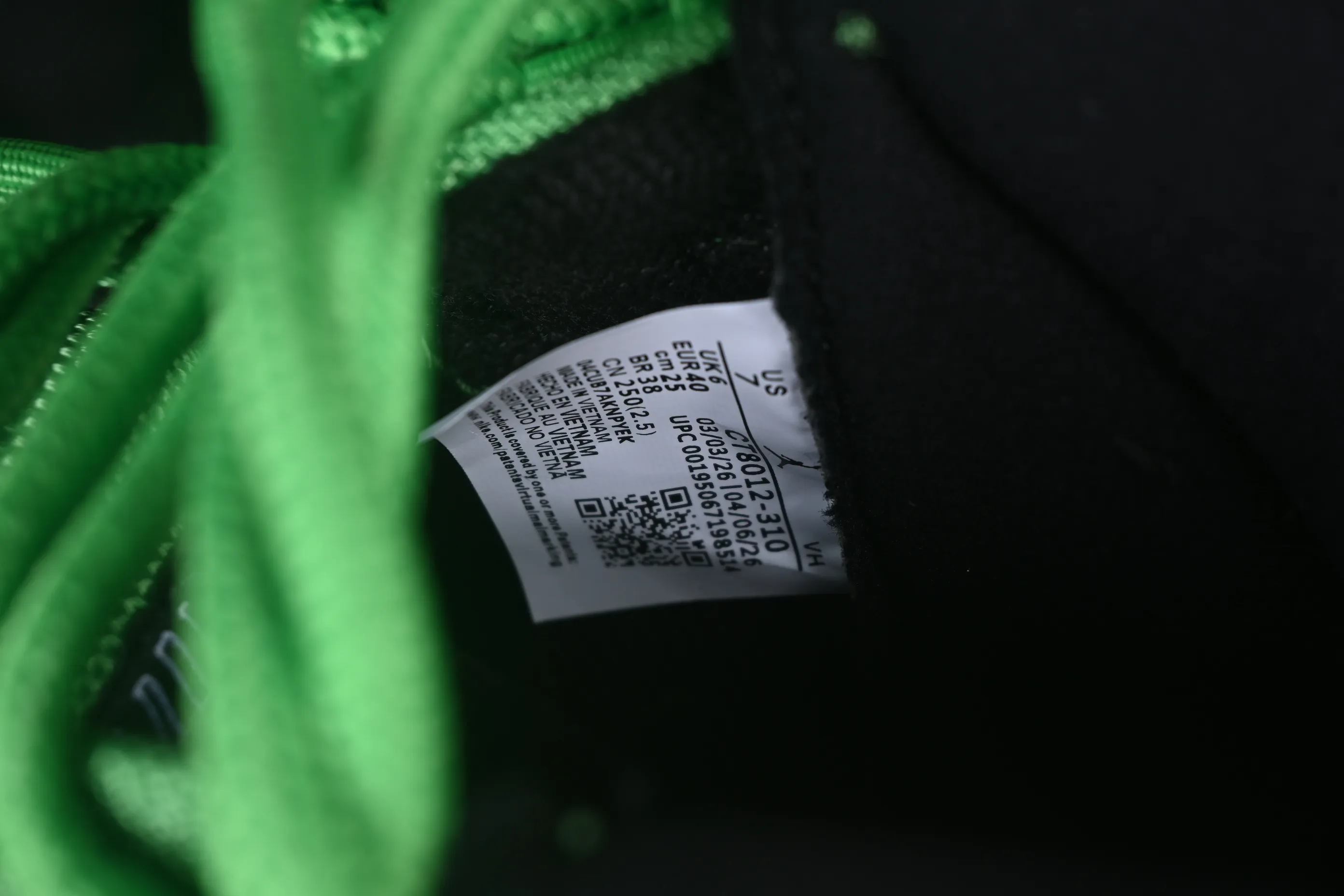 All categories Air Jordan Jordan series basketball shoes Air Jordan 11 Air Jordan 11 Retro AJ11 Joe 11 black green CT8012-310